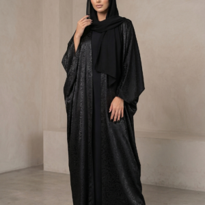 فخامة الليل الأسود الملكي