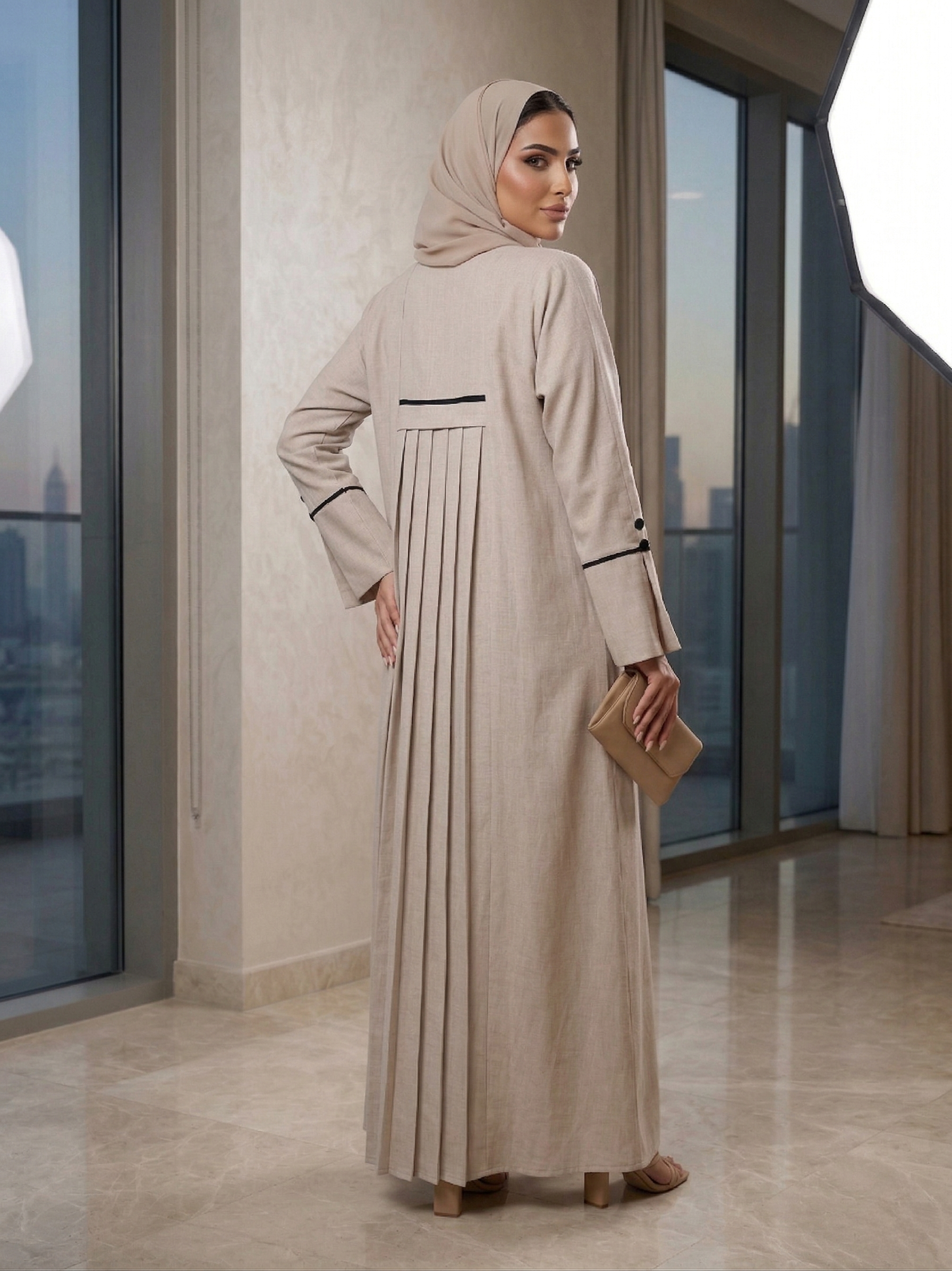 عباية "أليجانس" (Elegance) - الصورة 3